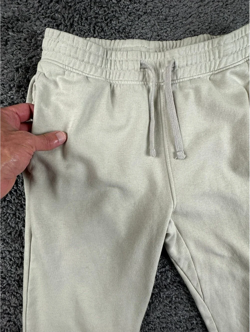 Gymshark Crest Joggers Mens Small Beige Tan Slim Fit Fleece Sweatpants Pants S